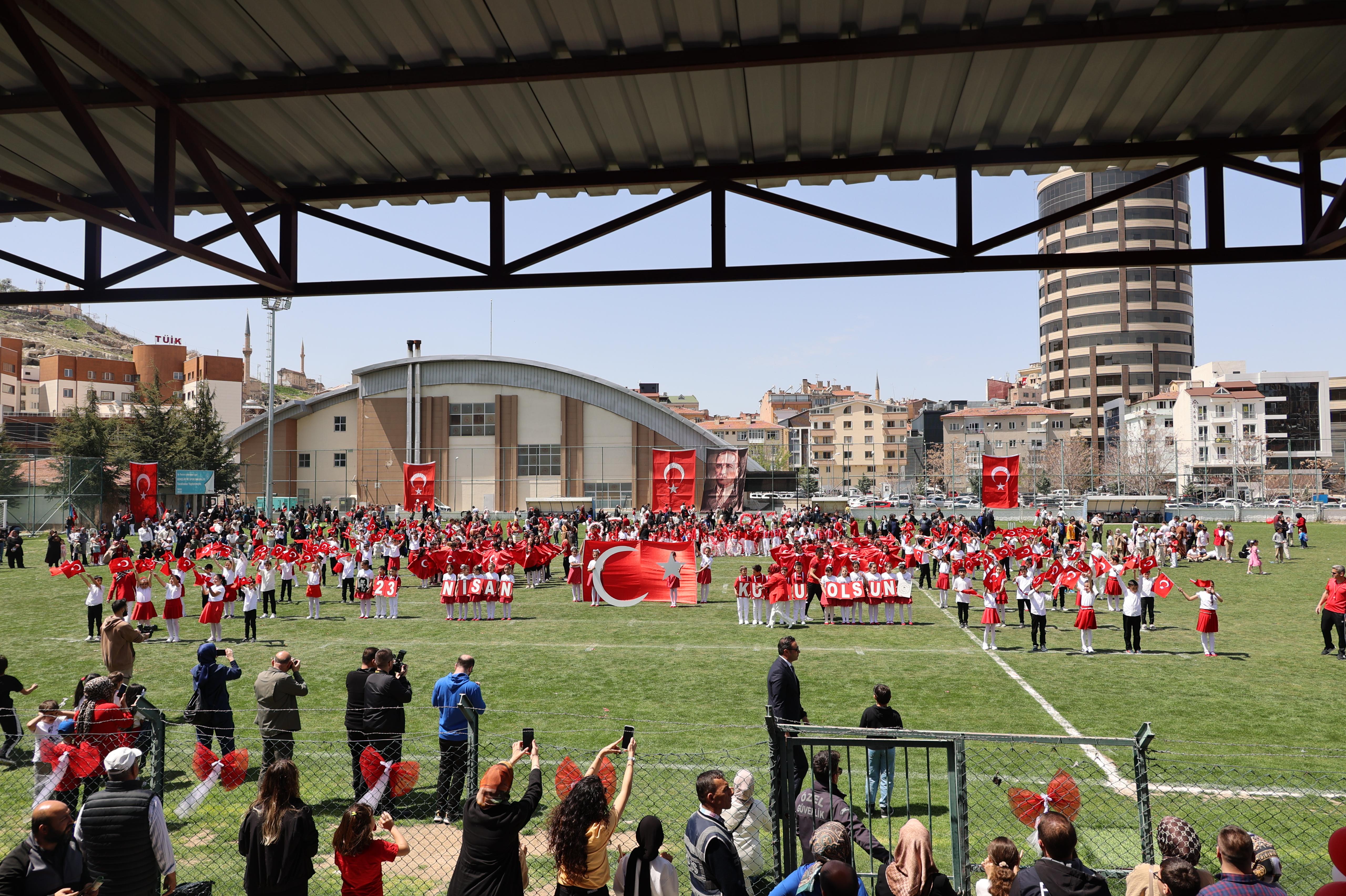 23 Nisan Ulusal Egemenlik Ve &Ccedil;ocuk Bayramı Coşkuyla Kutlandı