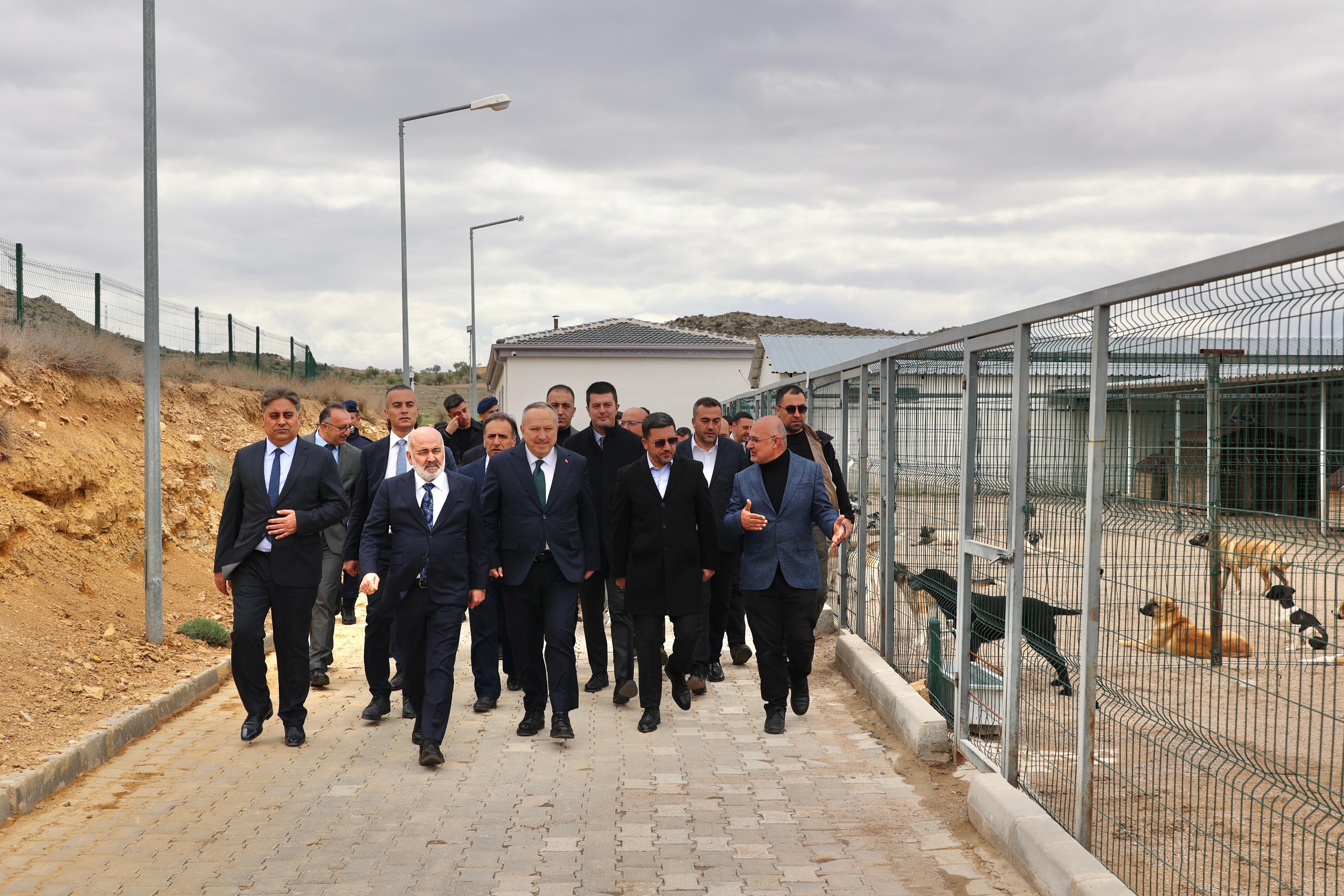 Bakan Yardımcısı Sağlam, Hayvan Kasabası&rsquo;nı Ziyaret Etti