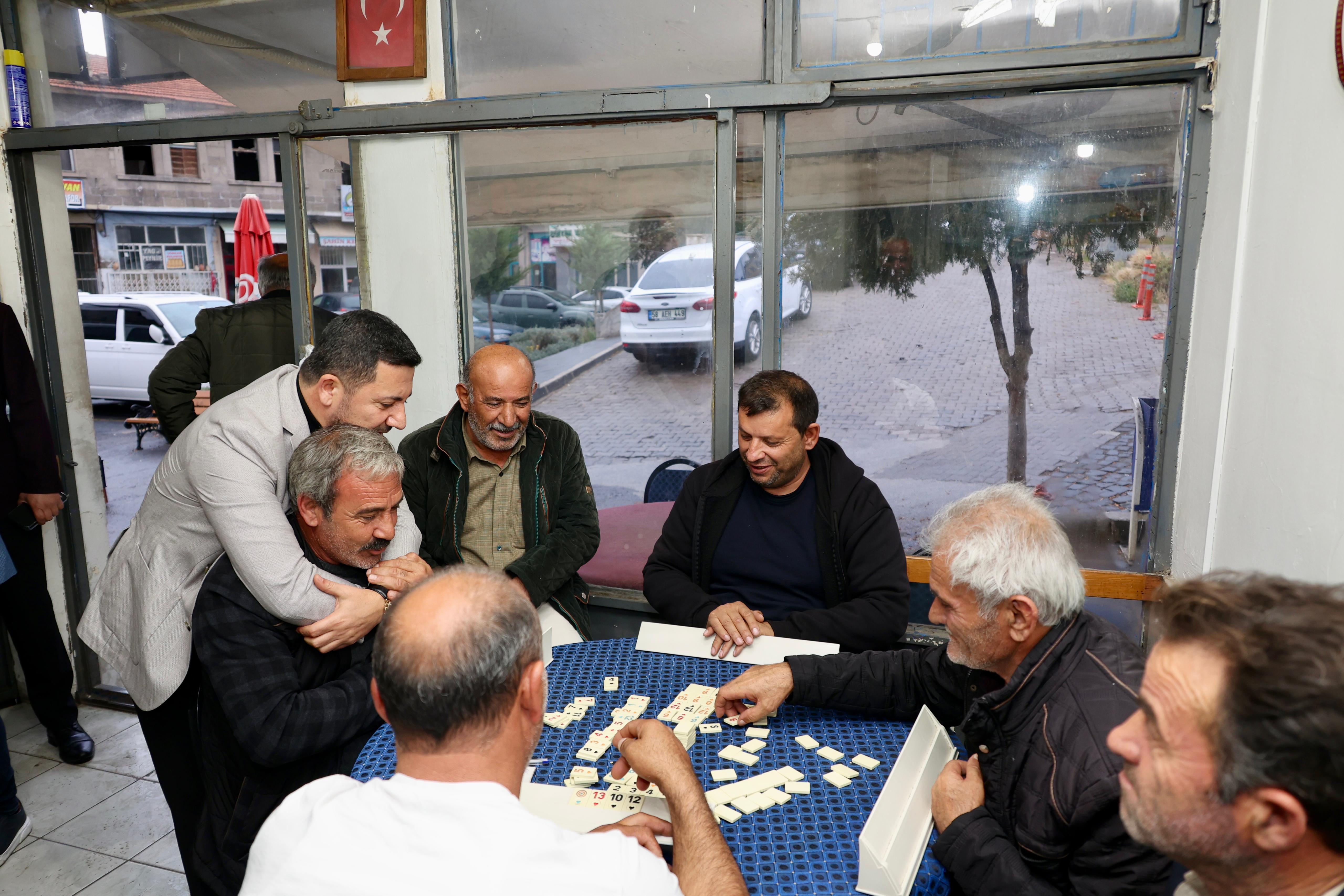 M&Uuml;SİAD NEVŞEHİR ŞUBE BAŞKANI &Ccedil;AKIR&rsquo;DAN BAŞKAN RASİM ARI&rsquo;YA ZİYARET