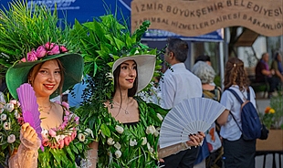 1. İzmir Balkon ve Bah&ccedil;e Bitkileri Festivali başladı