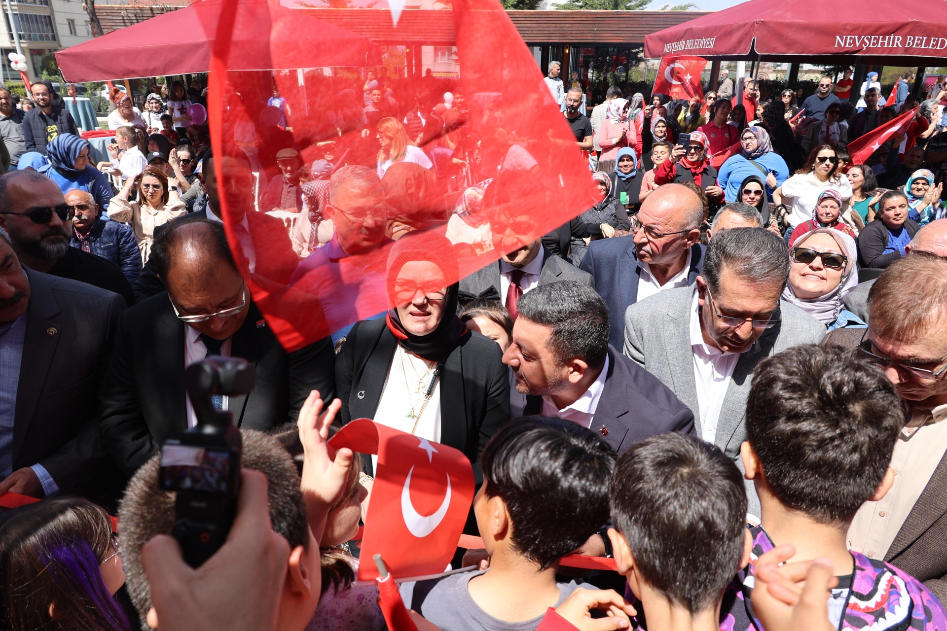 Nevşehir'e Gen&ccedil;lik Aşısı
