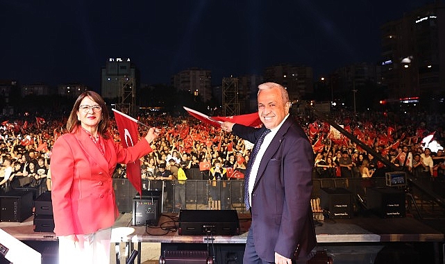 19 Mayıs, Nil&uuml;fer&rsquo;de coşkuyla kutlandı