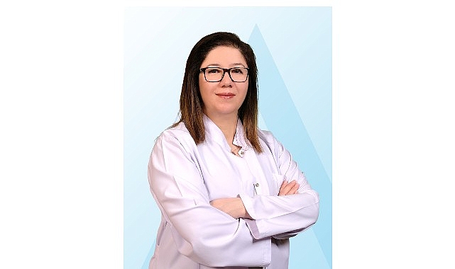 20&rsquo;li yaşlarda belirginleşiyor, kadınları etkiliyor!