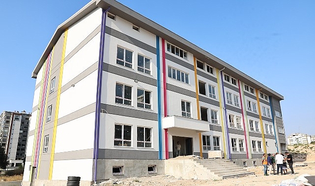 23 Nisan Mahallesi&rsquo;ndeki okul inşaatında sona gelindi