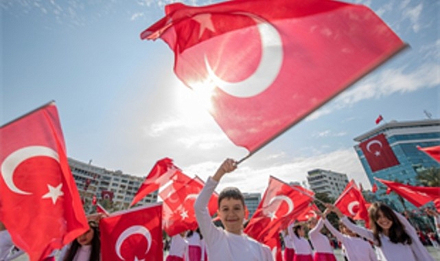 23 Nisan&rsquo;da &ccedil;ocuk neşesi İzmir&rsquo;i saracak