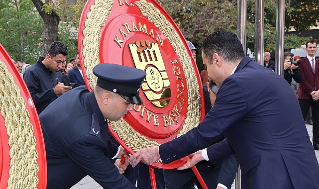 29 Ekim Cumhuriyet Bayramı &Ccedil;elenk Sunma T&ouml;reni ile başladı