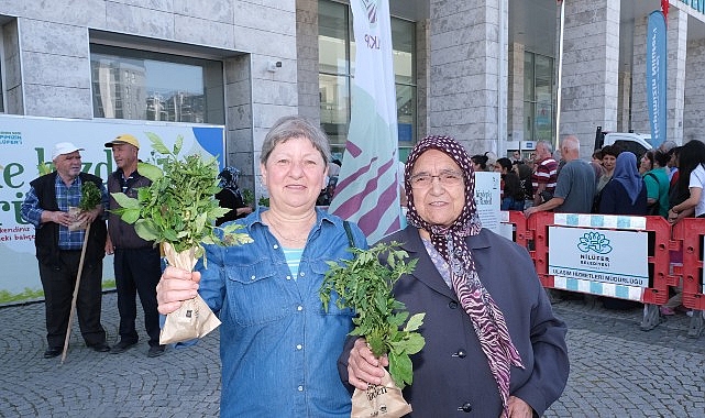 310 bin fide Nil&uuml;fer&rsquo;de vatandaşlara dağıtıldı