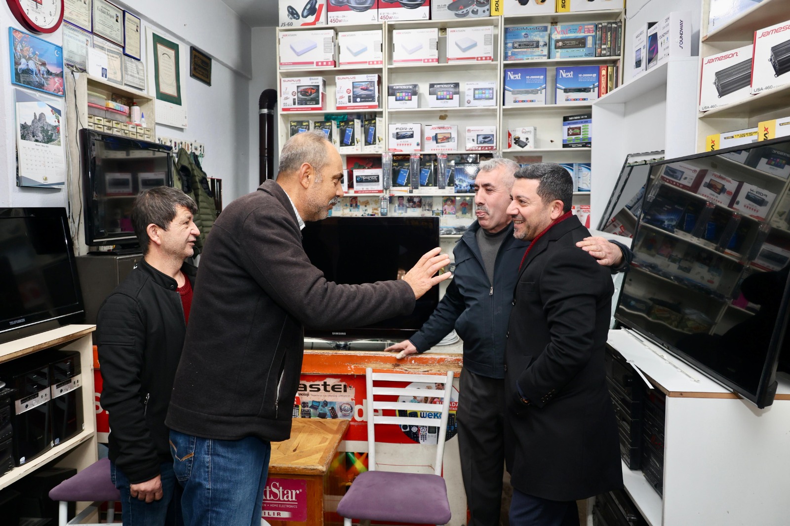 Rasim Arı'dan Mahalle ve Esnaf Ziyaretleri