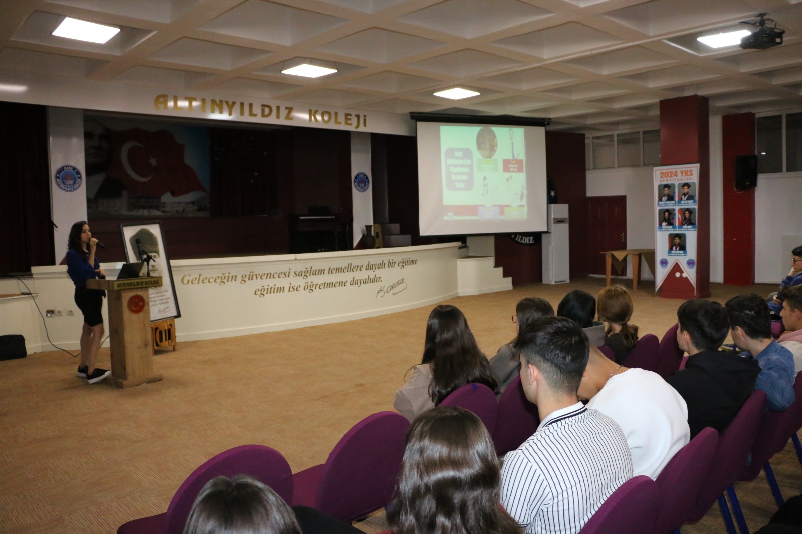 ALTINYILDIZ KOLEJİ FEN VE ANADOLU LİSELERİNDE REHBERLİK G&Uuml;NLERİ