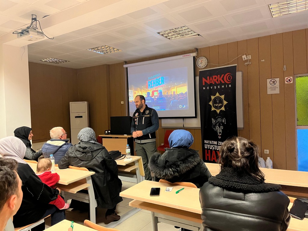 Nevşehir'de Narkotik Şube'den Kapsamlı Bilgilendirme