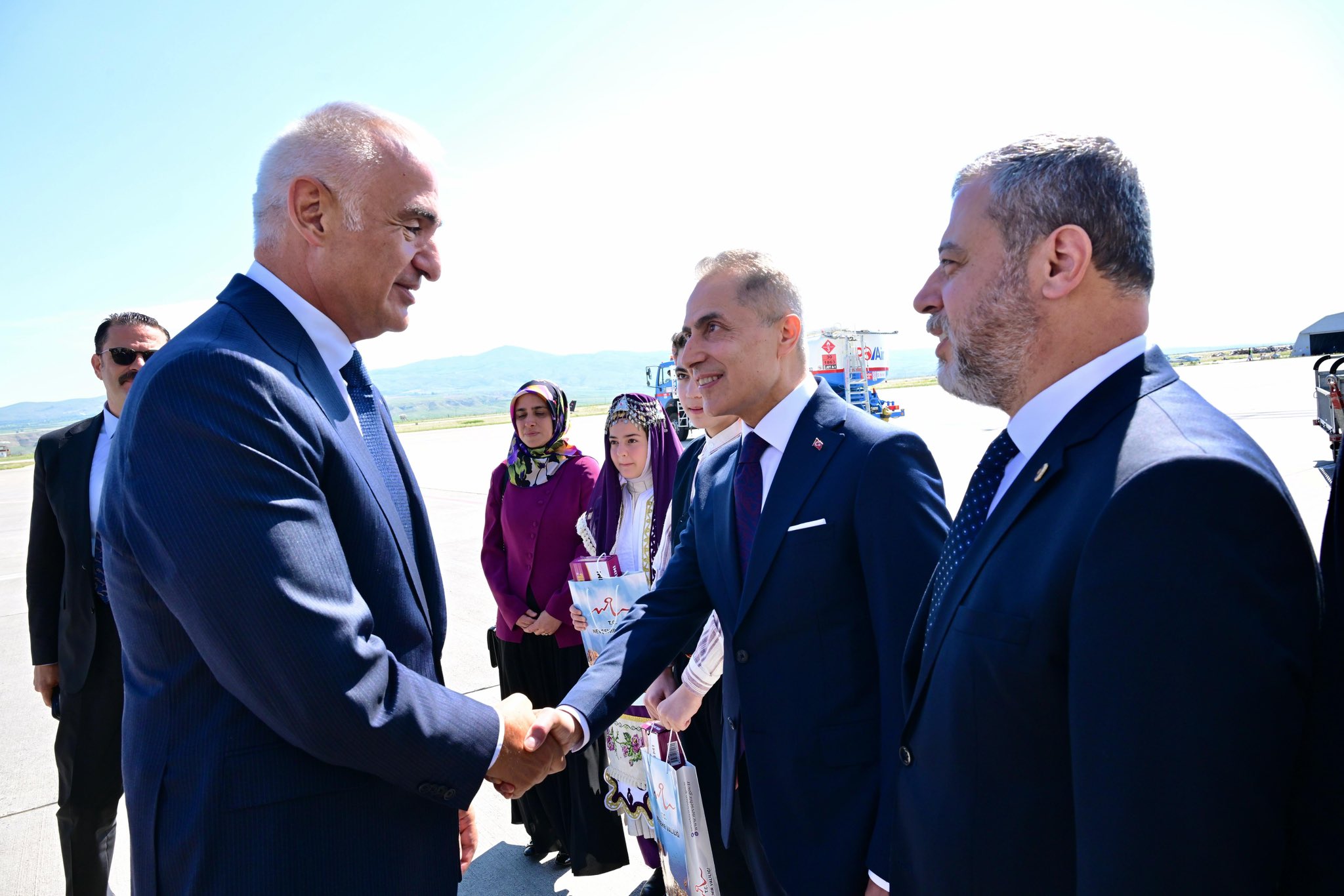 Bakan Ersoy Kapadokya Havalimanı'nda Karşılandı