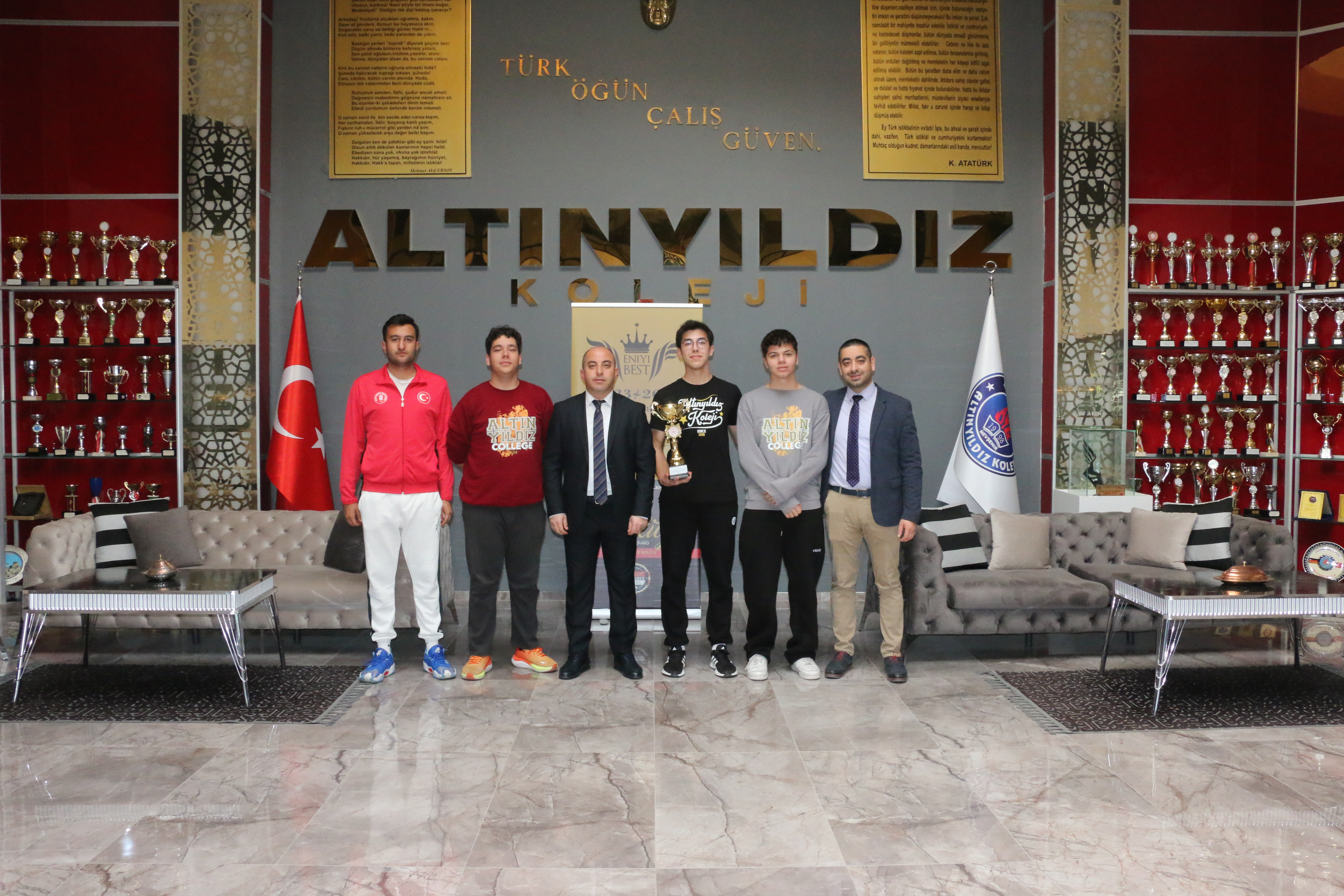 ALTINYILDIZ KOLEJİ FEN VE ANADOLU LİSELERİNDE 10 KASIM ATAT&Uuml;RK&rsquo;&Uuml; ANMA PROGRAMI D&Uuml;ZENLENDİ