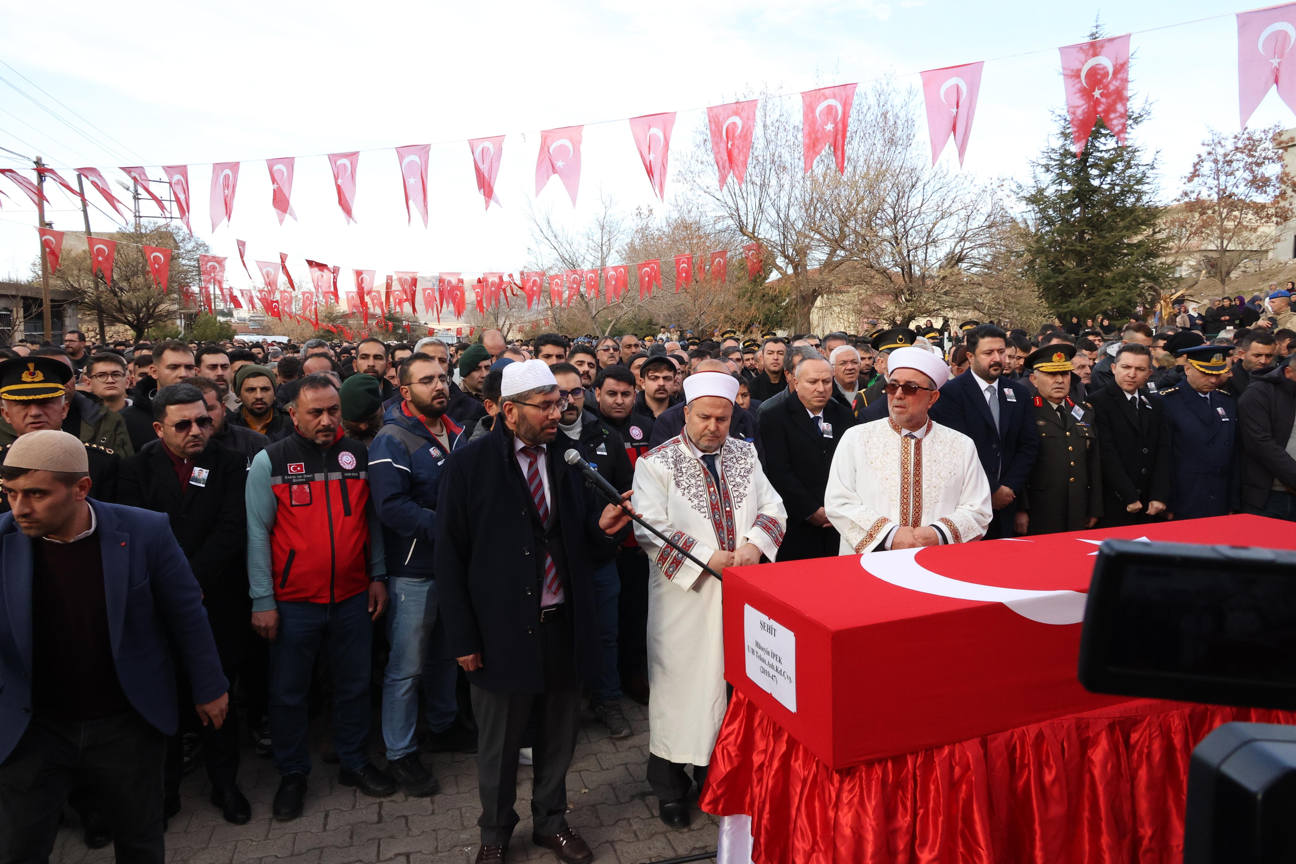 Nevşehirli Şehit H&uuml;seyin İpek Son Yolculuğuna Uğurlandı