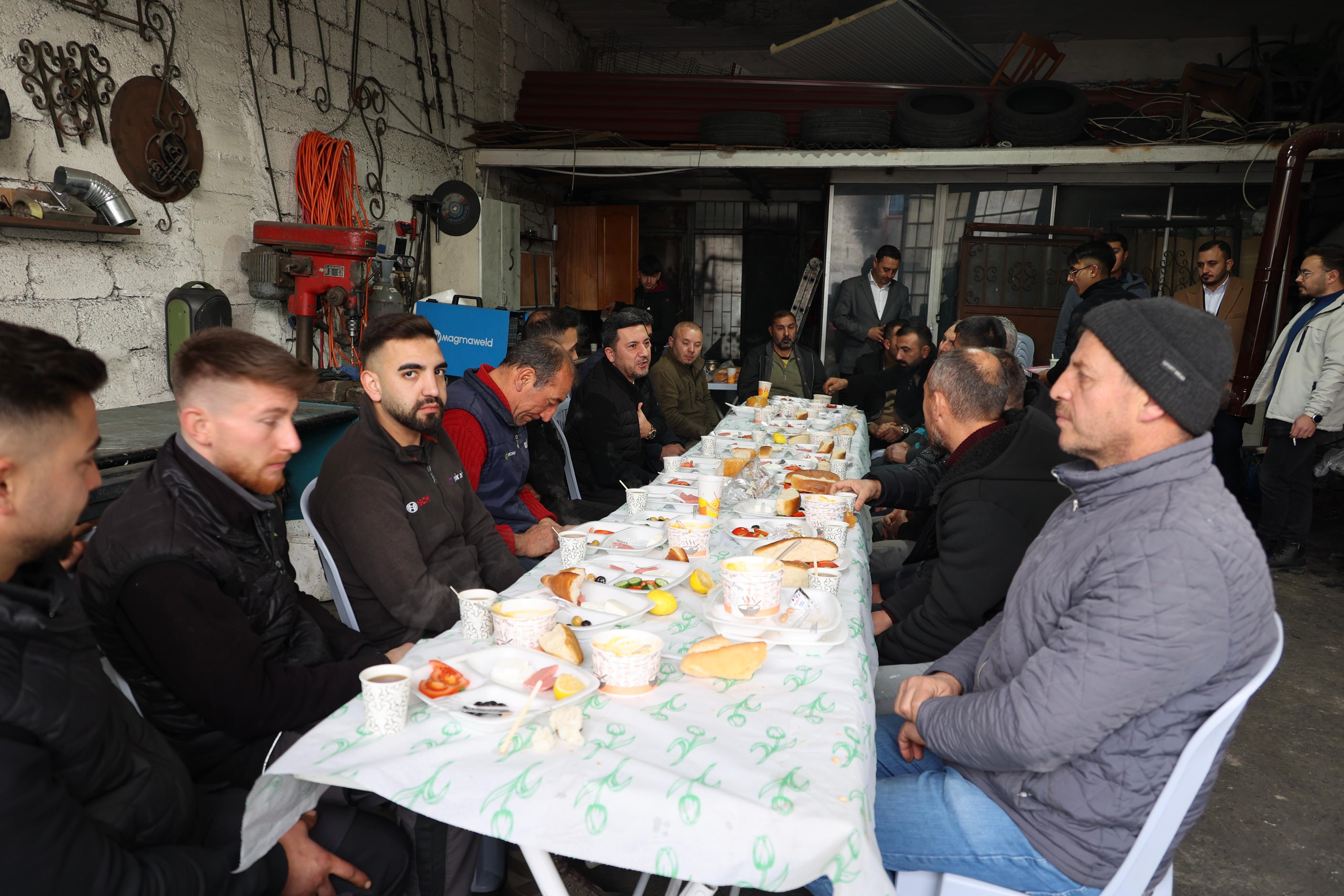 Baskan Arı, Sanayi Esnafiyla Kahvaltida Bir Araya Geldi