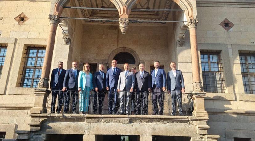 Nevşehir AK Parti İl Başkanı Ali Kemikkıran&rsquo;dan Kapadokya &Uuml;niversitesi&rsquo;ne Ziyaret