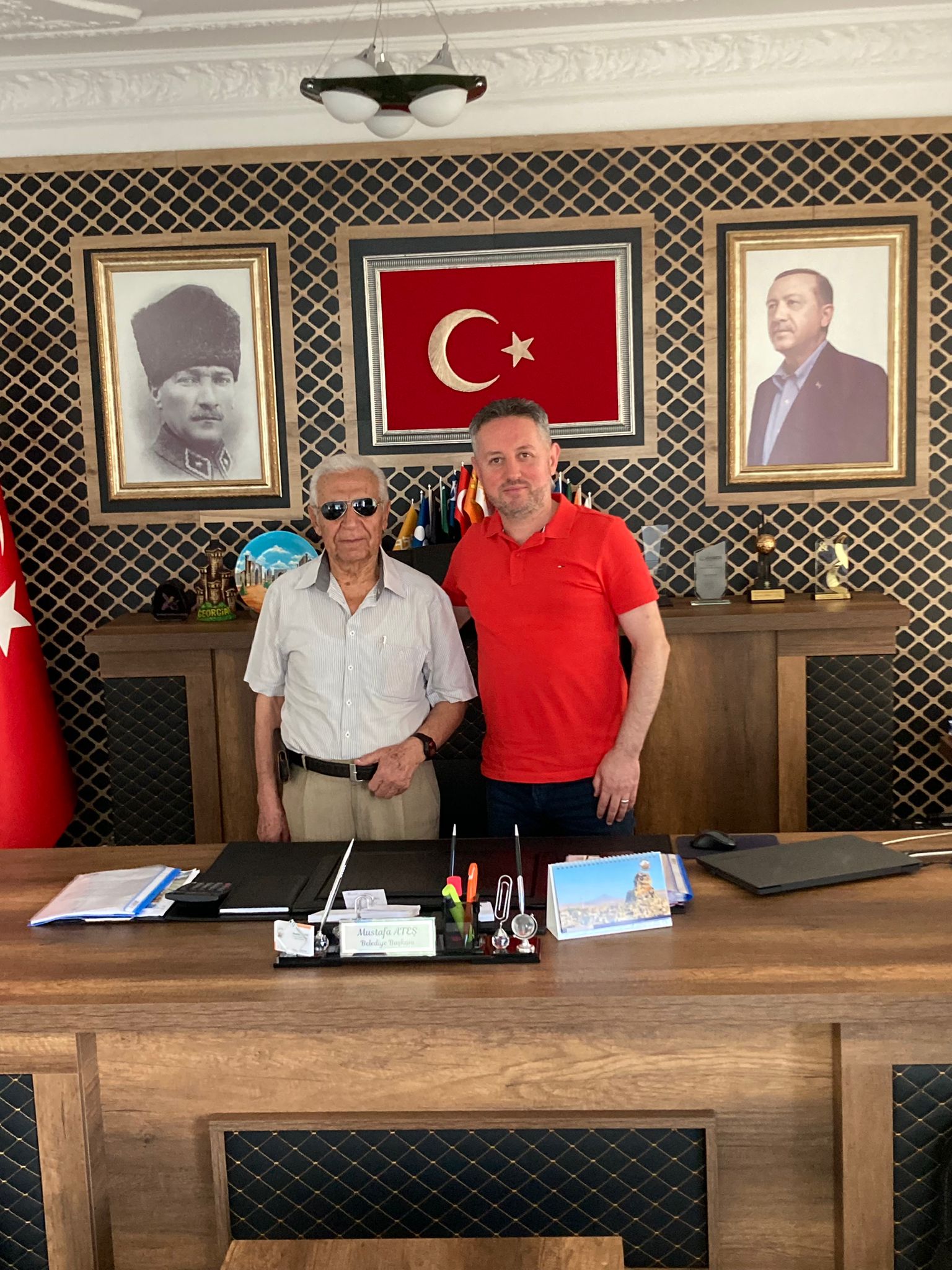 Kapadokya Medya Grubu'ndan Ortahisar Belediye Başkanı Mustafa Ateş'e Hayırlı Olsun Ziyareti