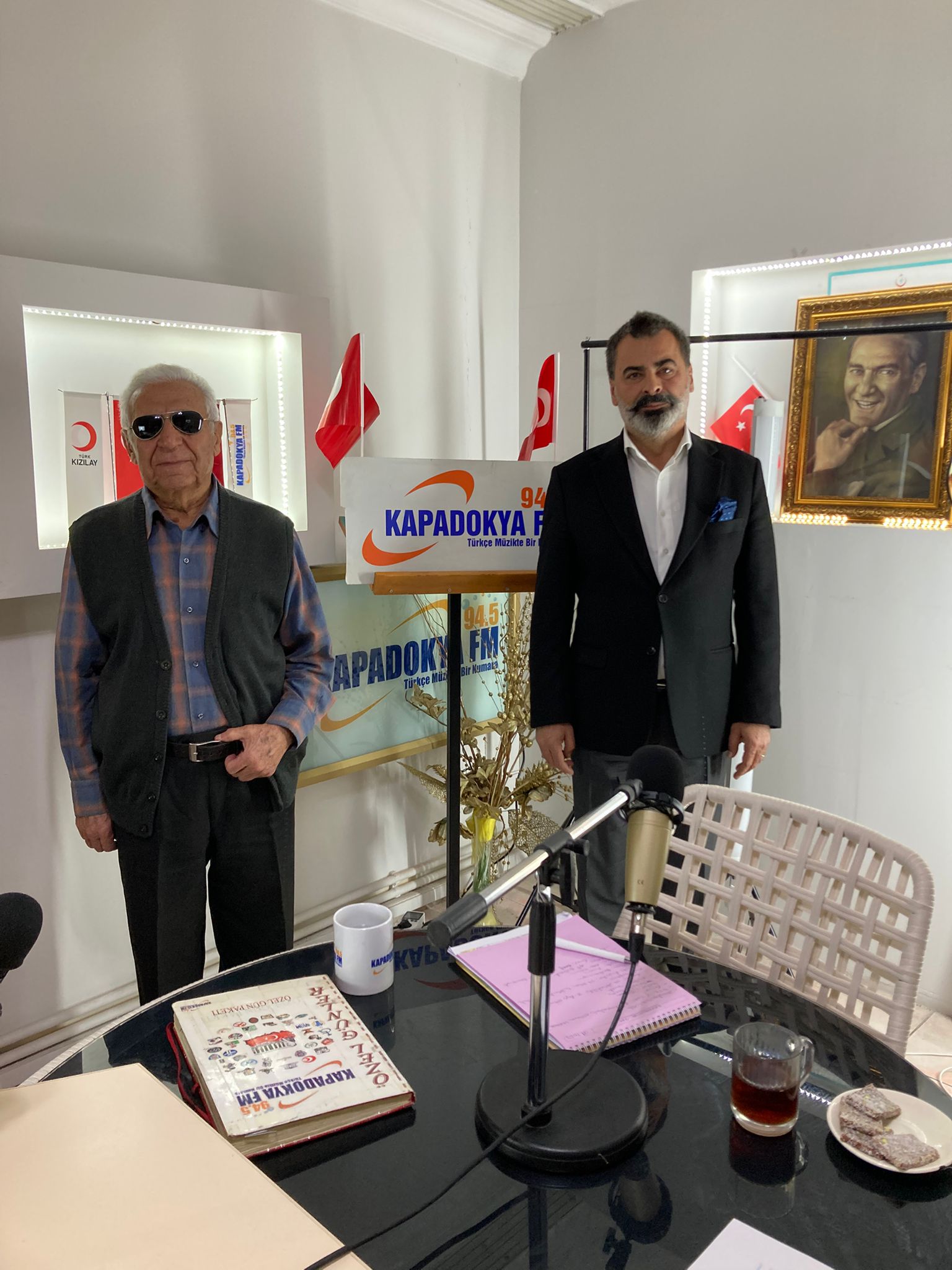 &Ouml;mer Kavak ve &Uuml;rg&uuml;p belediye başkanı Ali Ertuğrul Bul ile programı