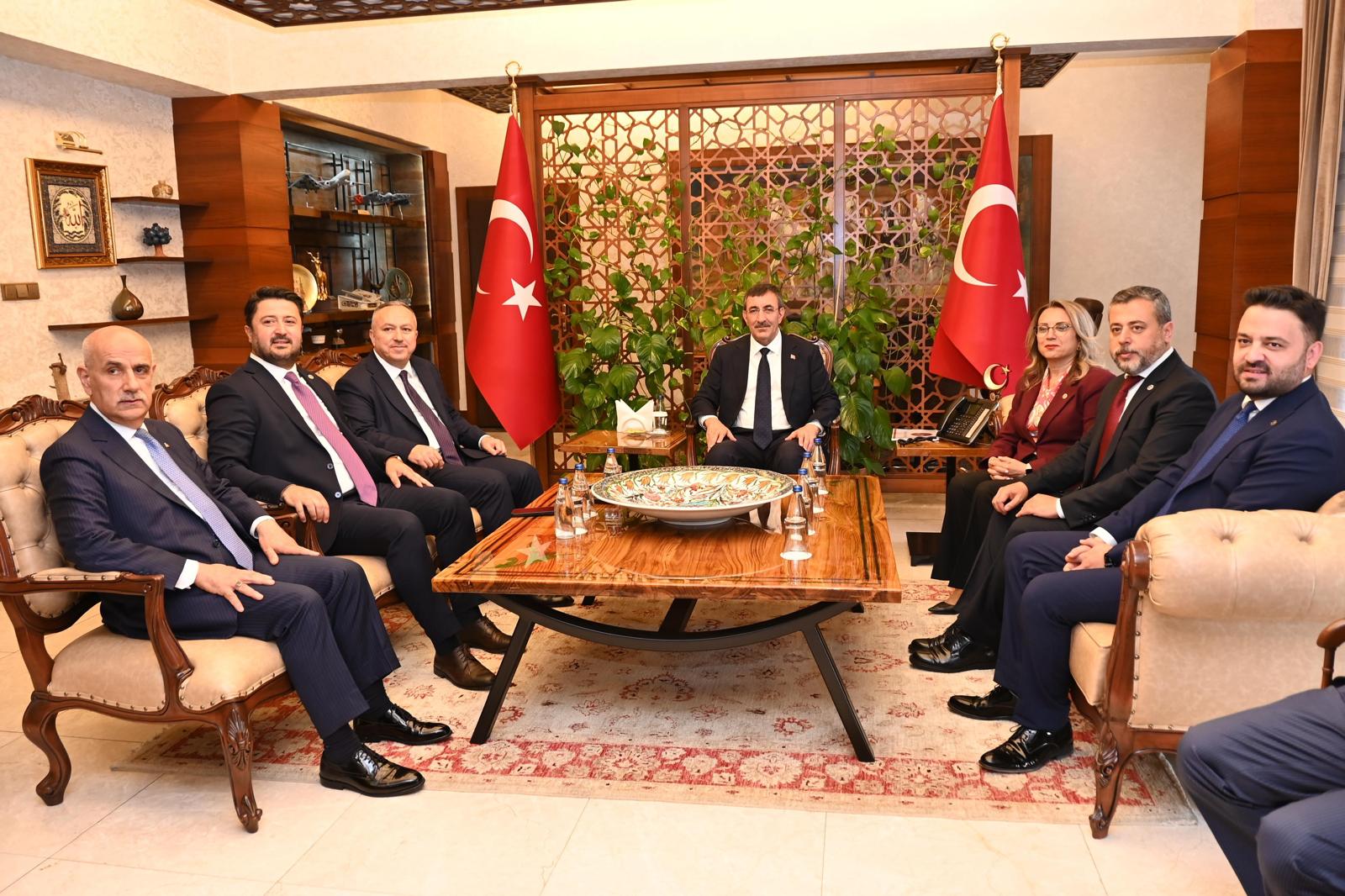 Cevdet Yılmaz Nevşehir'de Ziyaretlerde Bulundu