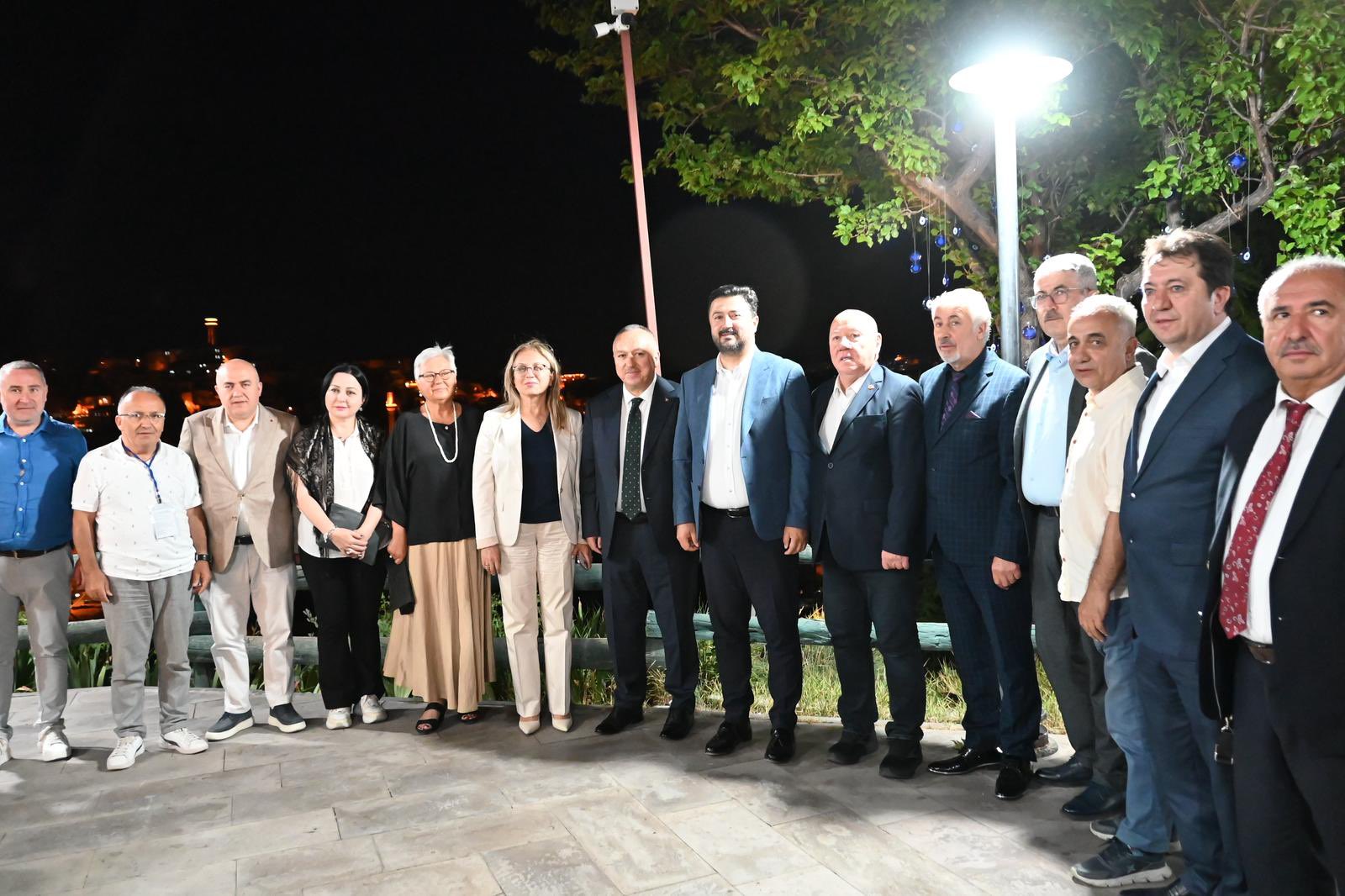 Nevşehir&rsquo;de Basınla G&uuml;&ccedil;l&uuml; Buluşma