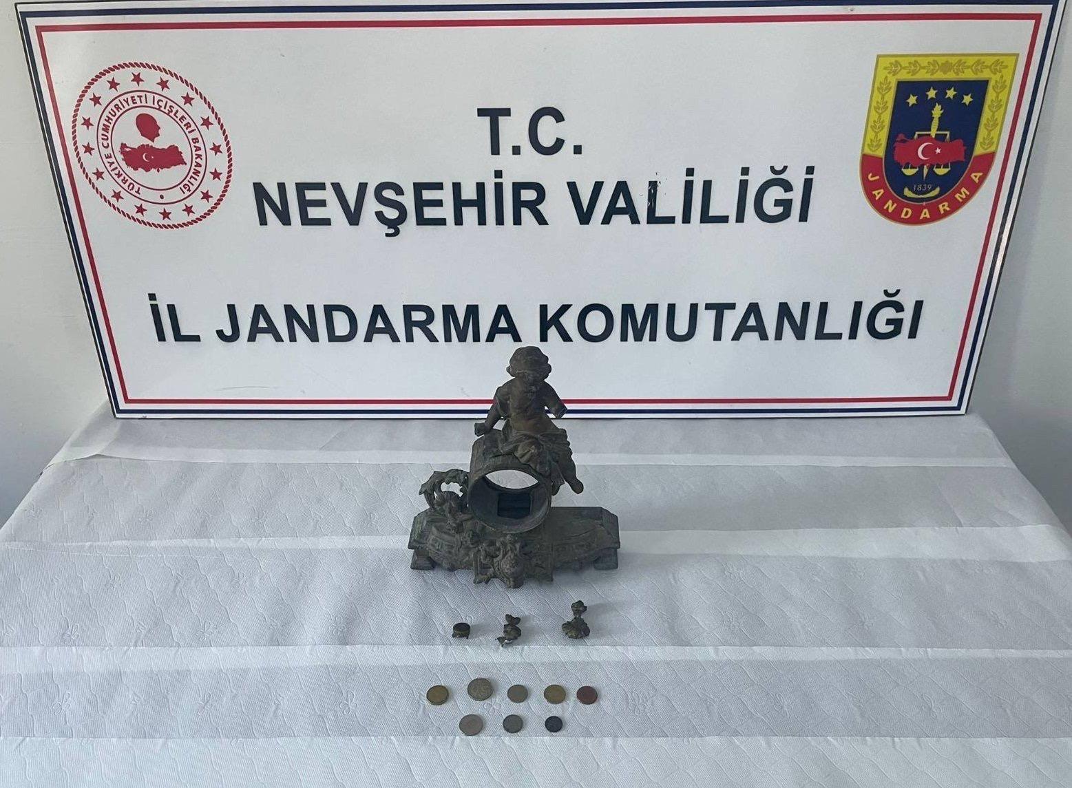 Nevşehir&rsquo;de Jandarma, Tarihi Eser Ka&ccedil;ak&ccedil;ısına G&ouml;z A&ccedil;tırmadı