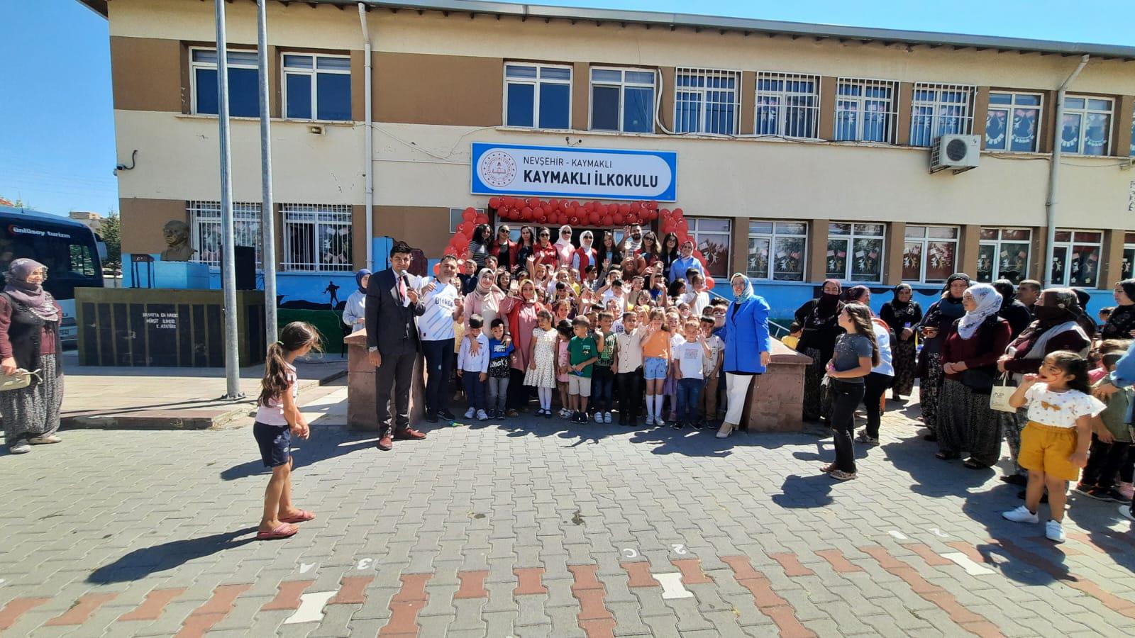 "UYUM PROGRAMI"NDA MİNİK &Ouml;ĞRENCİLER DOYASIYA EĞLENDİLER