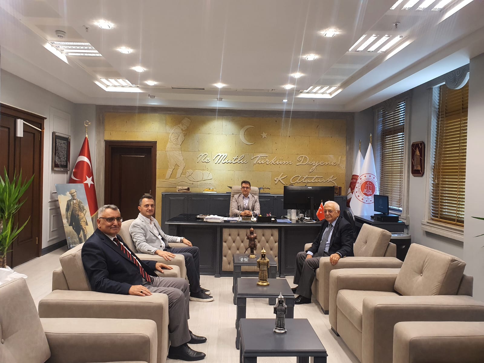ALTINYILDIZ EĞİTİM KURUMLARI&rsquo;NDAN  PROTOKOL ZİYARETLERİ