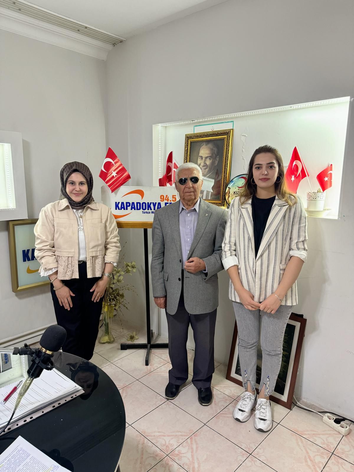 &Ouml;mer Kavak Fizyoterapist M&uuml;jde &Ouml;demiş Esenoğlu ve Diyetisyen Hatice K&uuml;st&uuml;rmez İle G&ouml;rmeyen G&ouml;zler Programı.