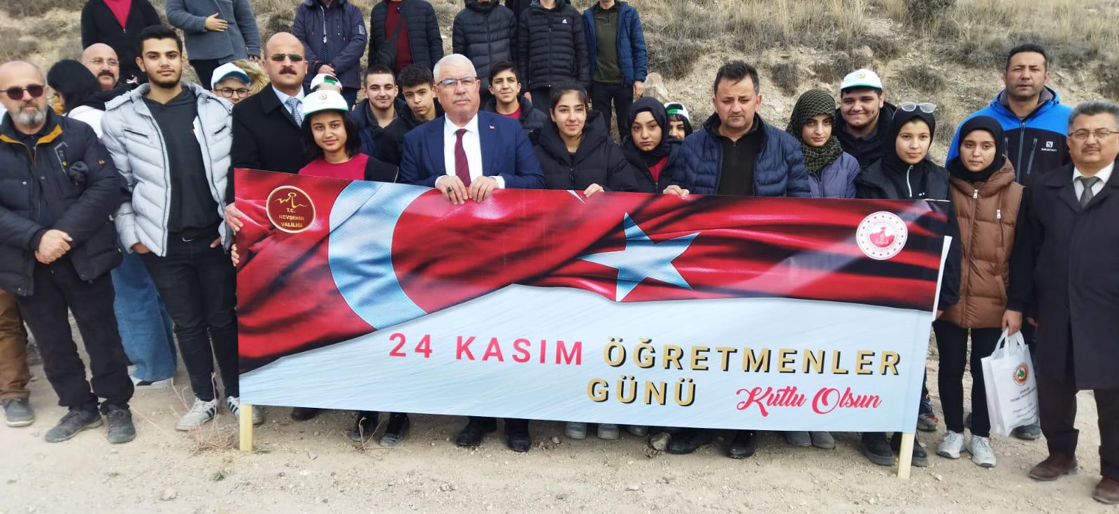 GELECEĞİN FİDANLARINI YETİŞTİREN &Ouml;ĞRETMENLER GELECEĞE NEFES OLDU