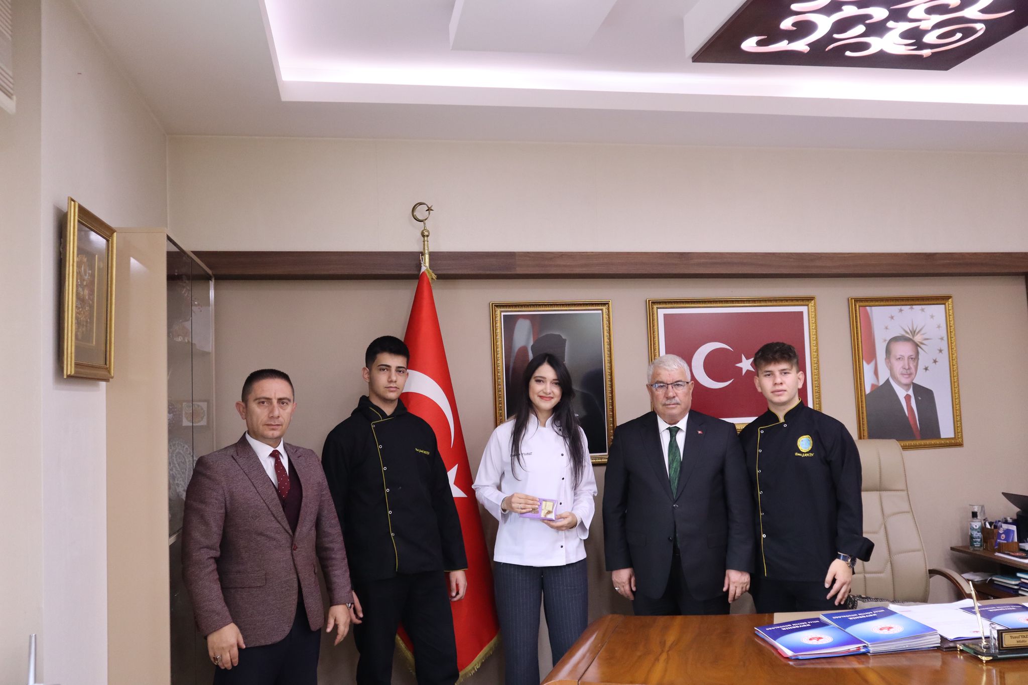 KAPADOKYA'NIN EŞSİZ LEZZETLERİ &Ouml;ĞRENCİLERİN ELLERİNDE &Ccedil;İKOLATA İLE BULUŞTU