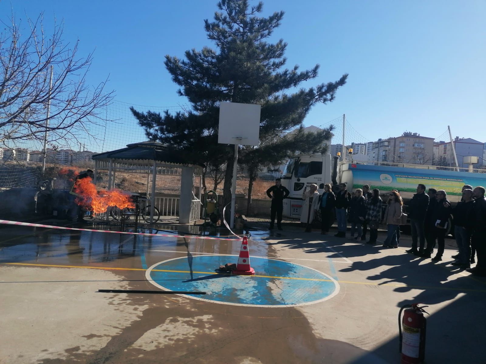 "YANGIN EĞİTİM KURSU" D&Uuml;ZENLENDİ