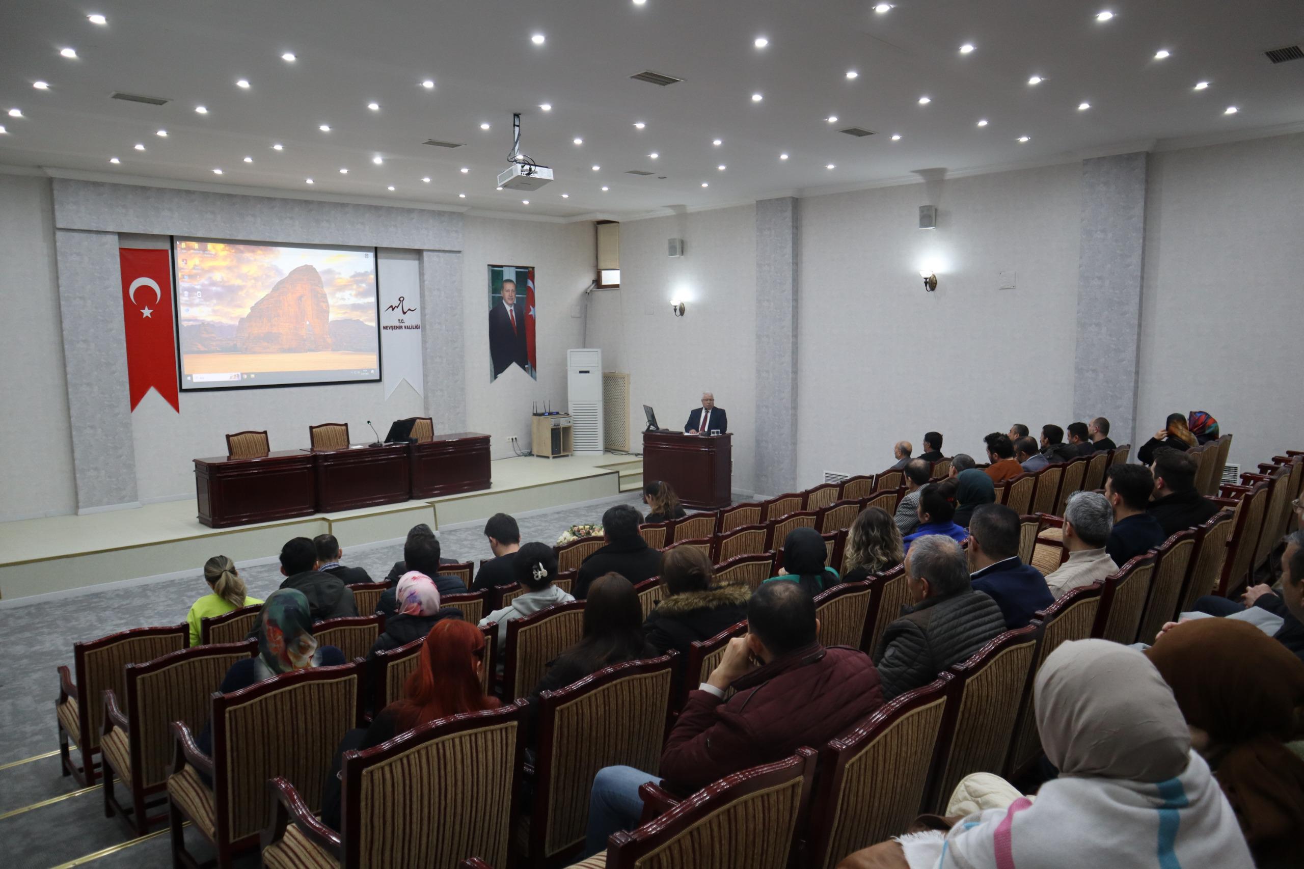 İL MİLL&Icirc; EĞİTİM M&Uuml;D&Uuml;R&Uuml; YUSUF YAZICI, İL MİLL&Icirc; EĞİTİM M&Uuml;D&Uuml;RL&Uuml;Ğ&Uuml; PERSONELİ İLE TOPLANTIDA BİR ARAYA GELDİ