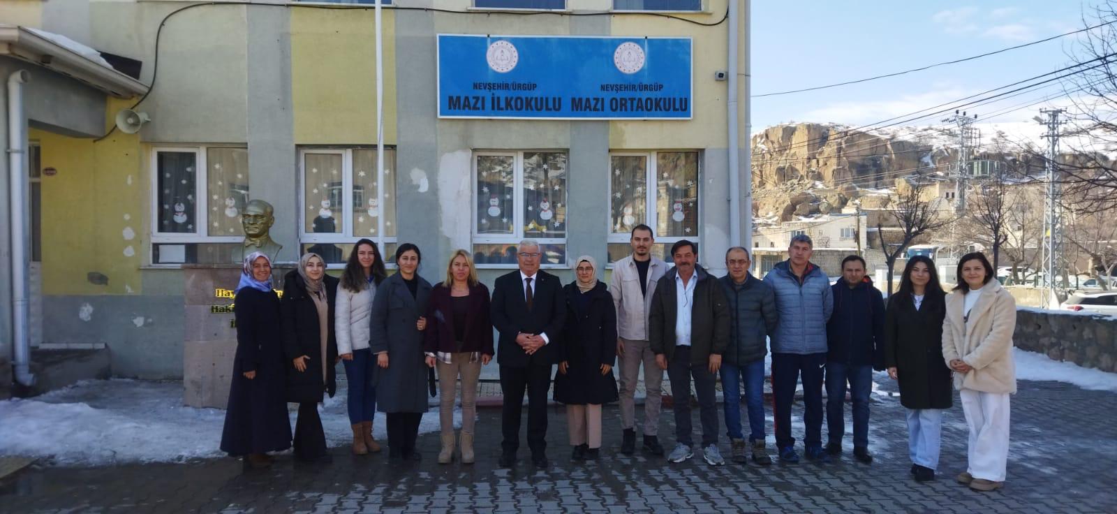İl Mill&icirc; Eğitim M&uuml;d&uuml;r&uuml; Yusuf Yazıcı, Mazı İlk/Ortaokulunu Ziyaret Etti