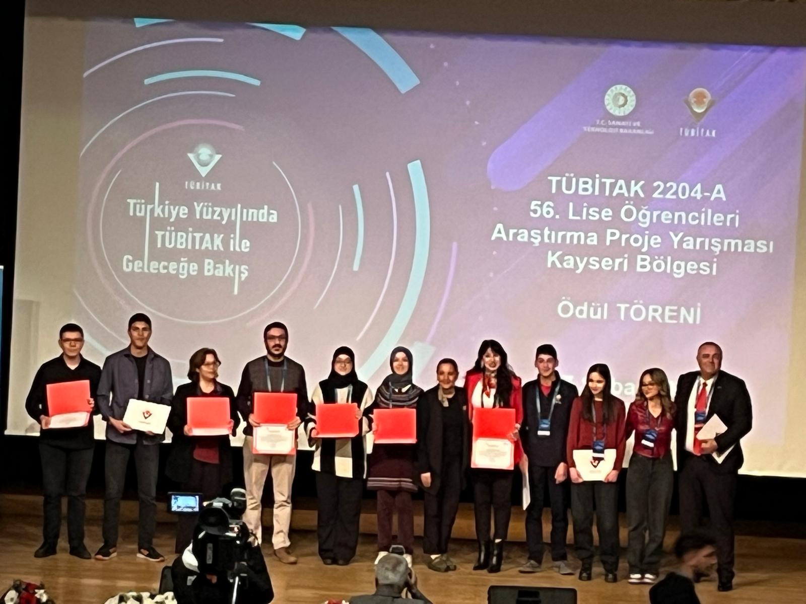T&Uuml;BİTAK B&Ouml;LGE FİNALİNE OKULLAR PROJELERİ İLE DAMGA VURDU