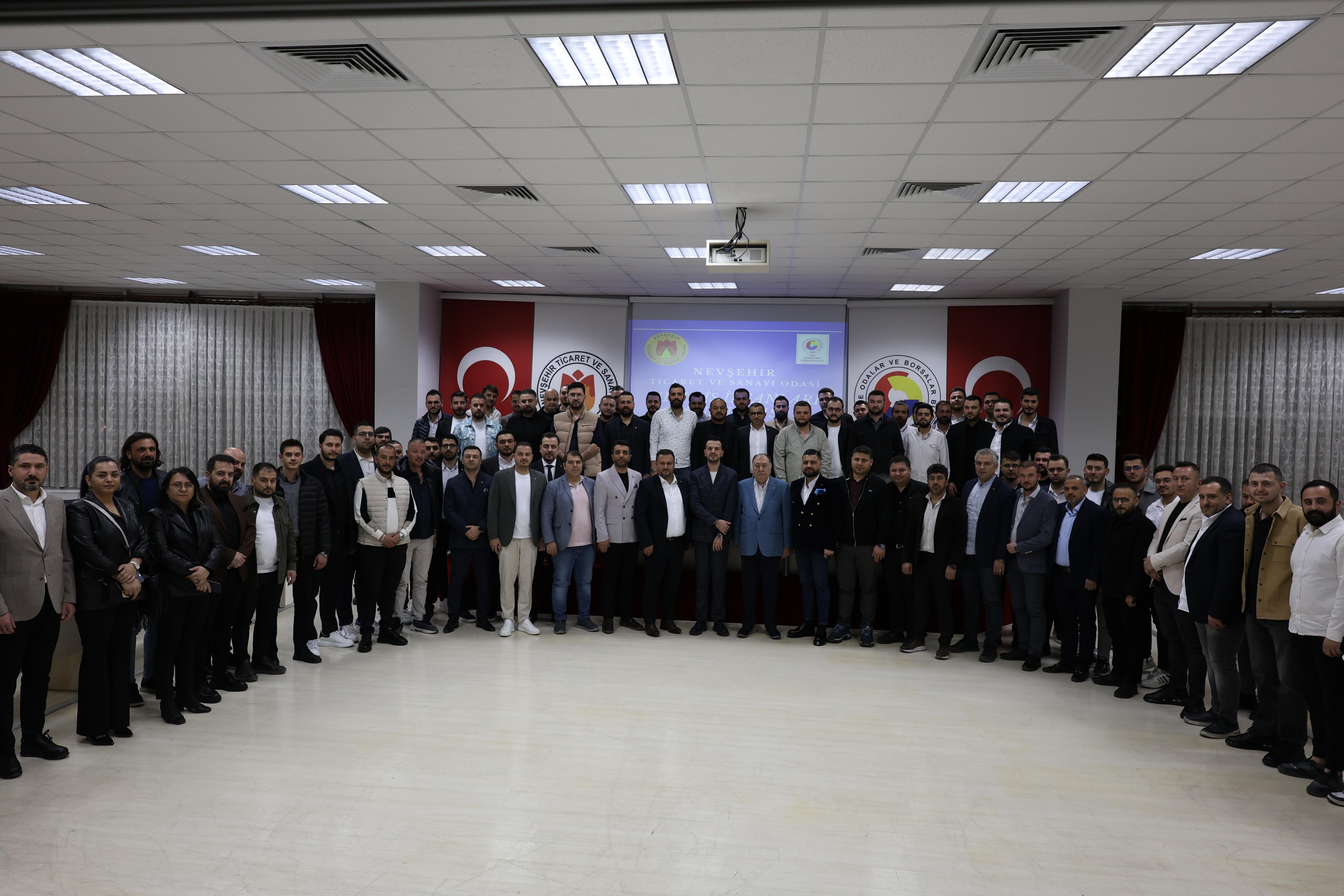 PARMAKSIZ; NEVŞEHİR GEN&Ccedil; İŞ İNSANLARI İLE BİR ARAYA GELDİ
