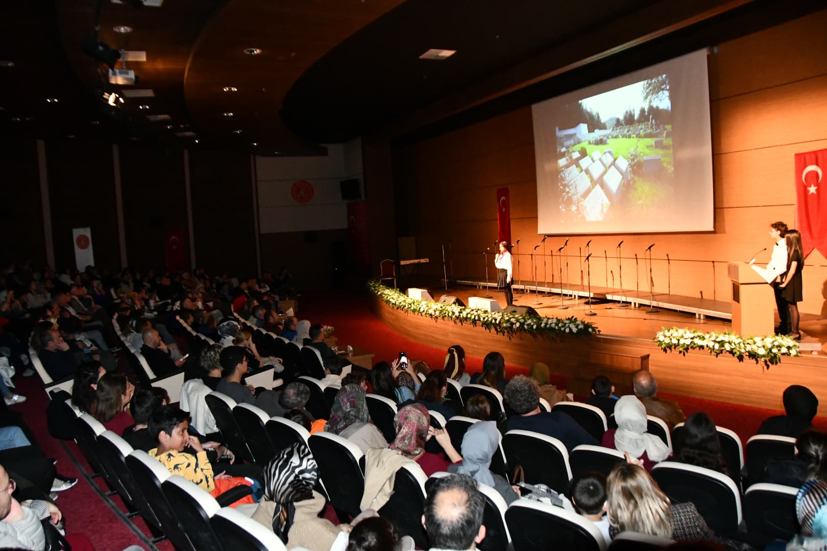 &Ouml;ğrencilerden Duygusal 18 Mart Anma Programı