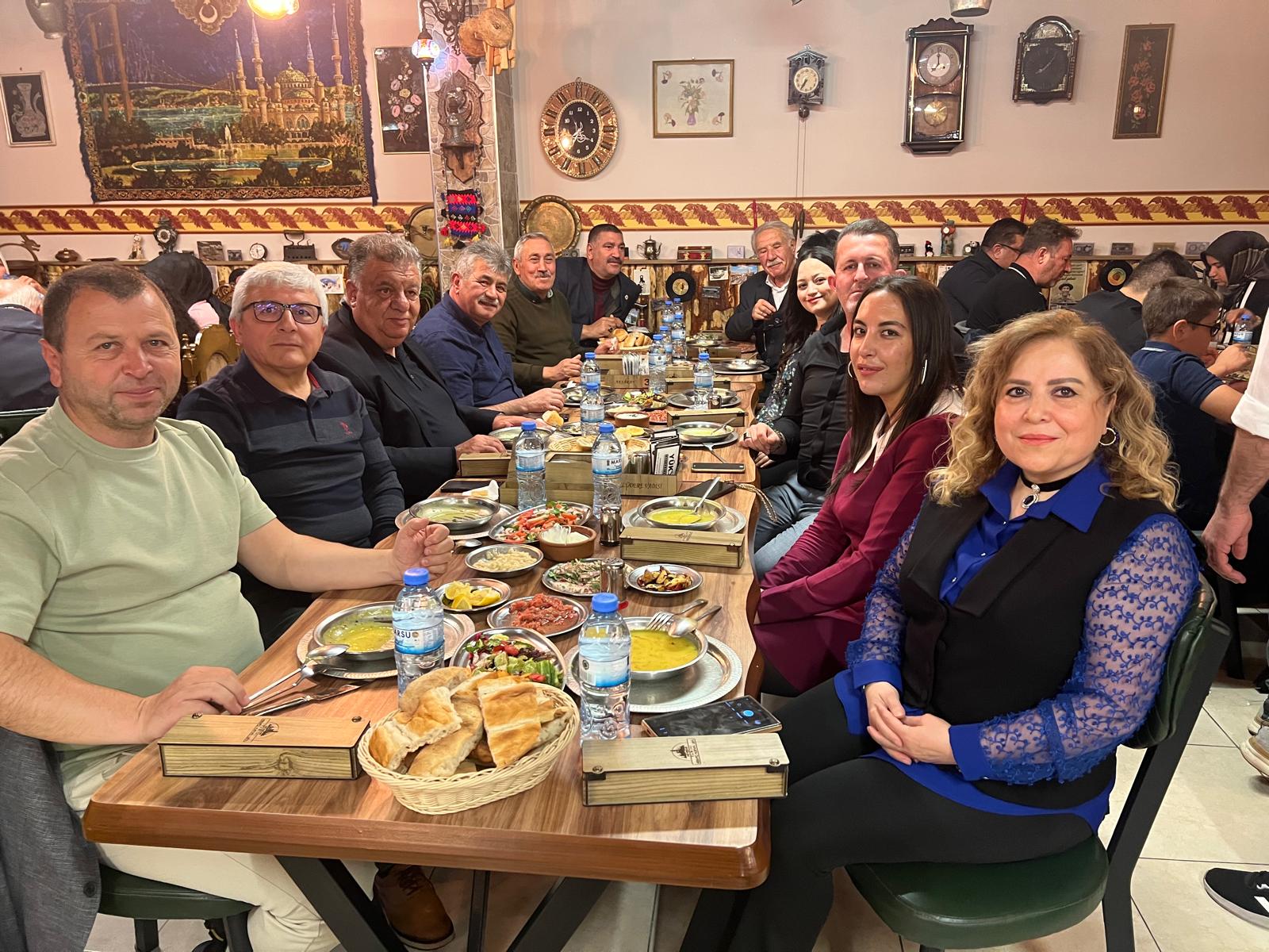 &ldquo;Nevşehir Dostlar Grubu&rdquo;na İki İsim; Şeref Kalfaoğlu ve G&uuml;lhan Kartal Katıldı.