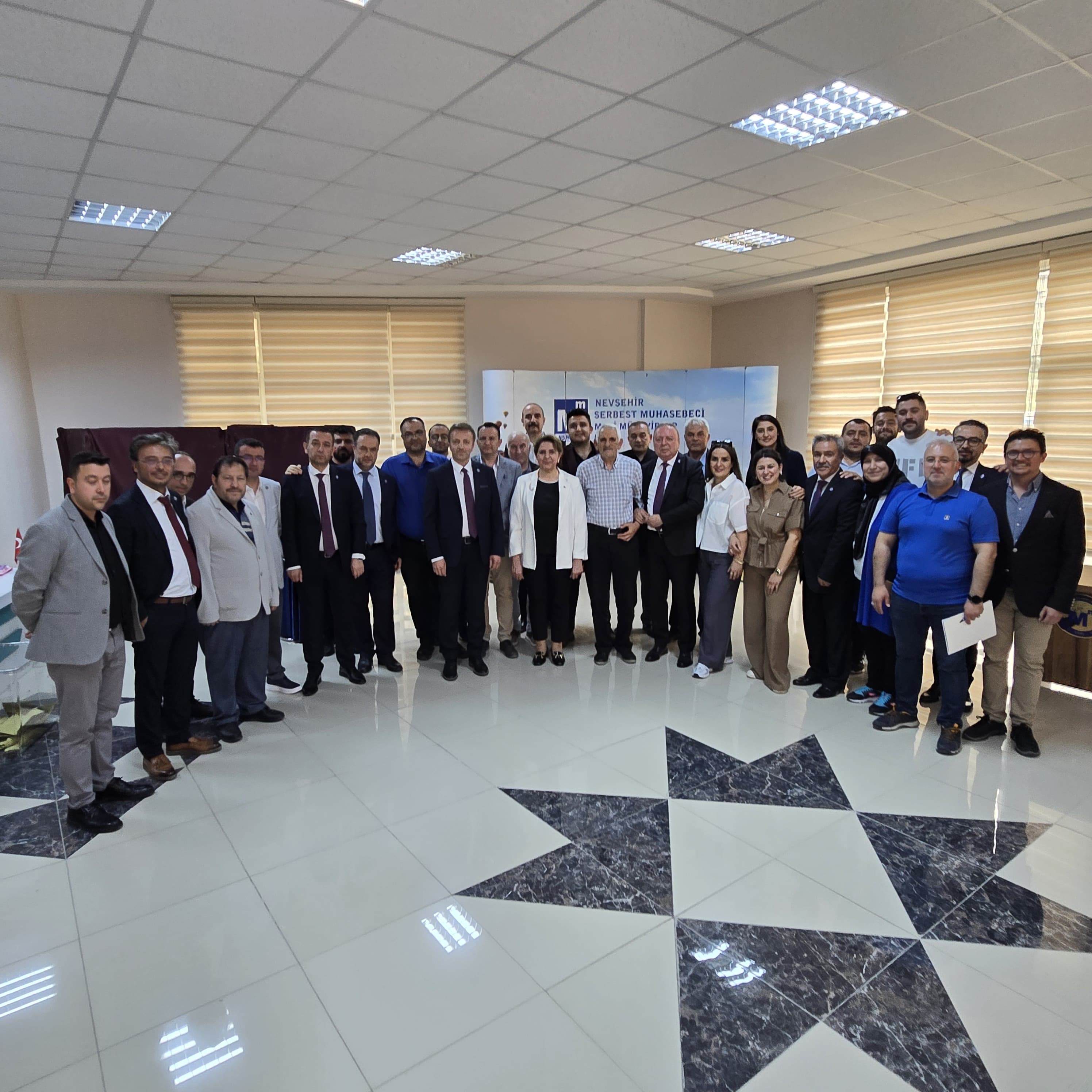 Nevşehir SMMM Oda Başkanlığı Se&ccedil;imini Filiz Sayın Kazandı