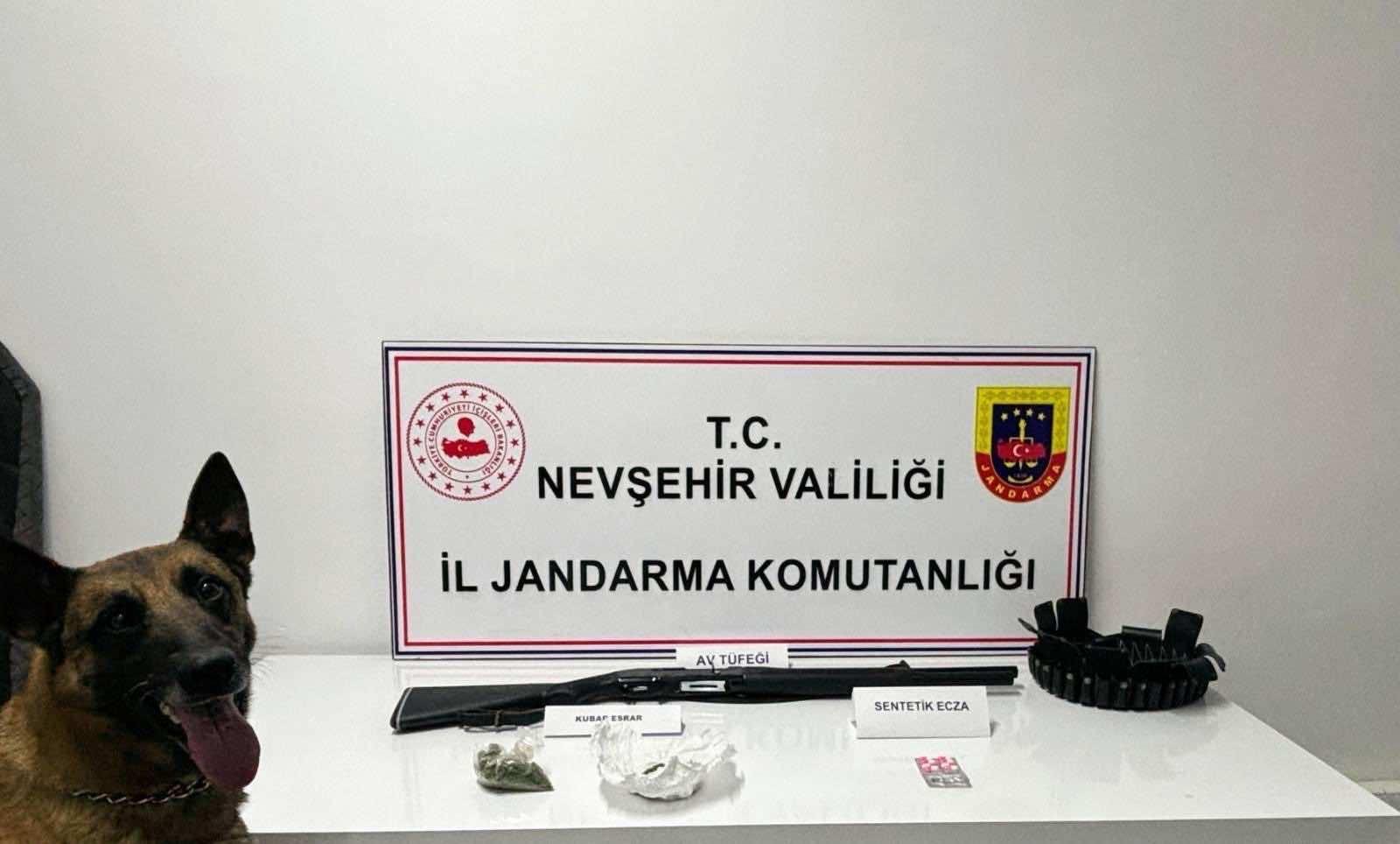 Jandarmadan G&ouml;reme&rsquo;de Zehir Tacirlerine Baskın