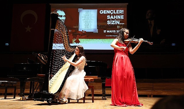 AASSM&rsquo;de sahne gen&ccedil;lerin