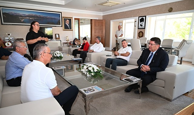 AESOB Başkanı Dere&rsquo;den Başkan Topaloğlu&rsquo;na ziyaret