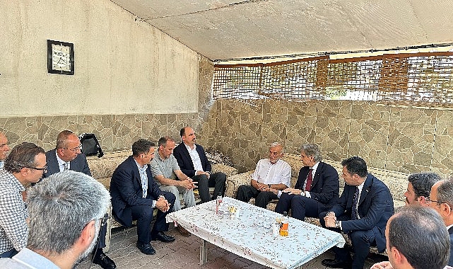 AK Parti Genel Başkan Yardımcısı Demir Şehit Muharrem Can&rsquo;ın Ailesini Ziyaret Etti