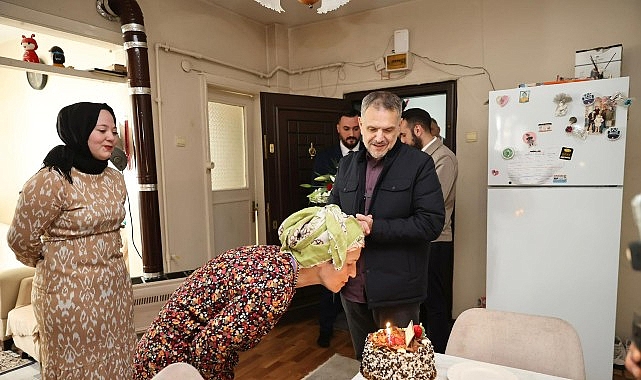 Akın&rsquo;dan kanseri yenen vatandaşa s&uuml;rpriz