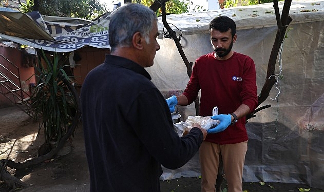 Alanya Aşevi&rsquo;nden ihtiya&ccedil; sahiplerine g&uuml;nde 2 &ouml;ğ&uuml;n sıcak yemek