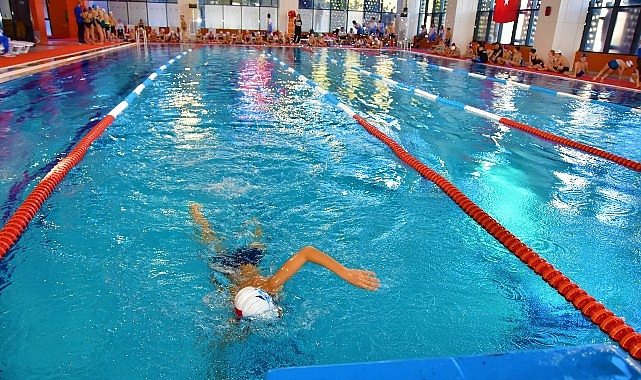 Aliağa&rsquo;da Yaz D&ouml;nemi Y&uuml;zme Kursları Başlıyor
