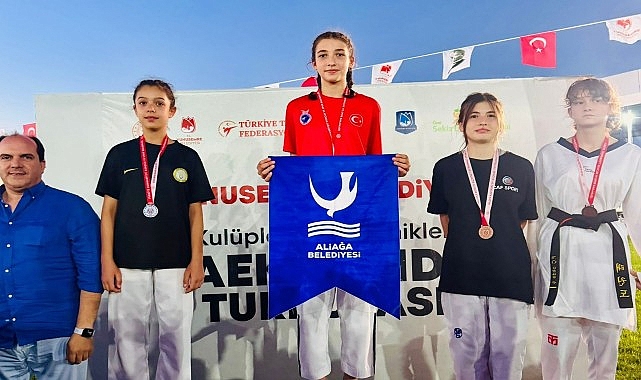 Aliağa&rsquo;nın Minik Şampiyonları Manisa&rsquo;dan Zaferle D&ouml;nd&uuml;