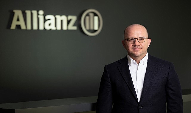 Allianz T&uuml;rkiye &uuml;st &uuml;ste 4&rsquo;&uuml;nc&uuml; kez   &ldquo;T&uuml;rkiye&rsquo;nin En İyi İşverenleri&rdquo; listesinde