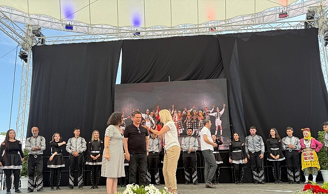 Almanya&rsquo;daki Hessentag 2025 Festivali&rsquo;nde Osmangazi r&uuml;zgarı