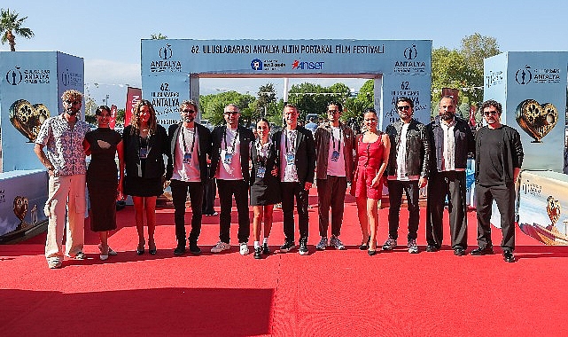 Altın Portakal yarışında bug&uuml;n beyazperdeye, hayatta kalma hik&acirc;yeleri yansıdı