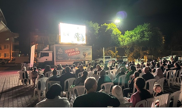 Altın Portakal&rsquo;da &ldquo;Gezen Sinema&rdquo; heyecanı başladı