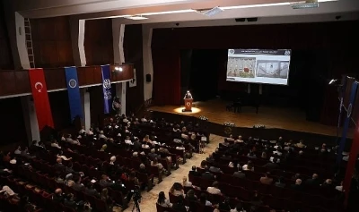 Ankara &Uuml;niversitesi 80 Yaşında